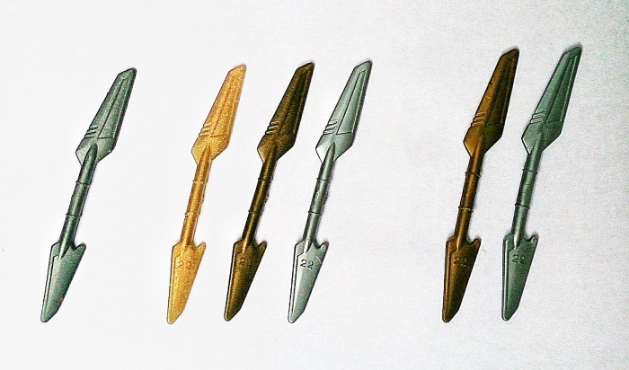Normal BB weapon - Glitter Gold GBB Weapon - Gold GBB Weapon - Silver GBB Weapon - Gold BDC Weapon - Silver BDC Weapon. (Due to the lighting of the picture the colors are not completely accurate since the Golden en Silver BDC and GBB weapons are much closer in color)